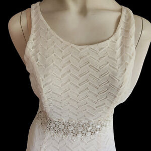 Sequin Hearts Lace Dress Junior Size 11 Ivory Cream Sleeveless Knee Length